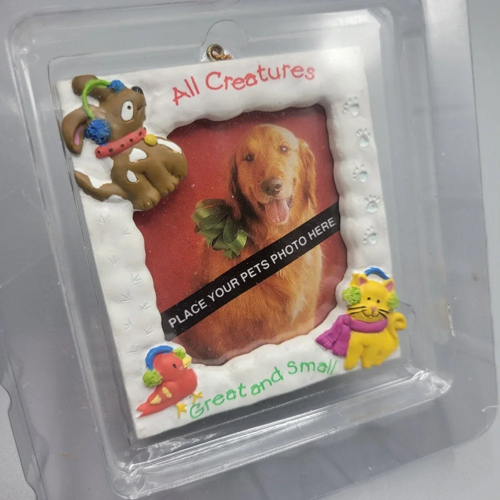 Christmas Photo Holder Dog Cat Bird All Creatures Pets Make Life Merry Ornament